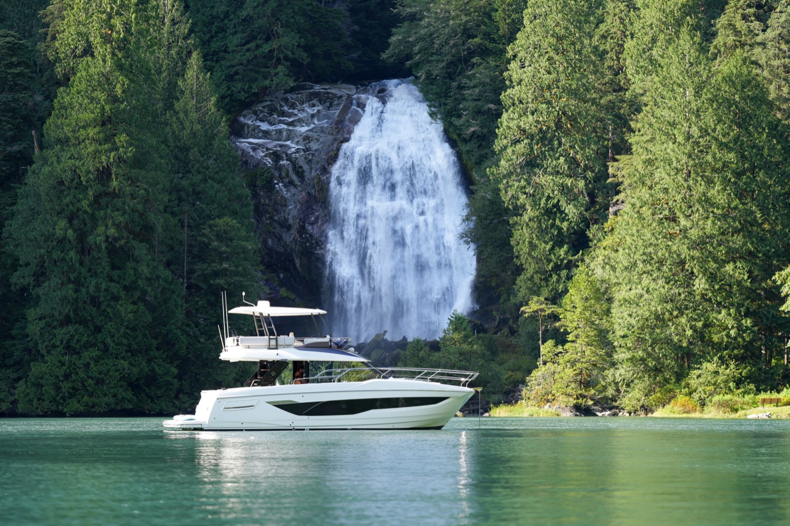Prestige F4.3 at Chatterbox Falls, Princess Louisa Inlet